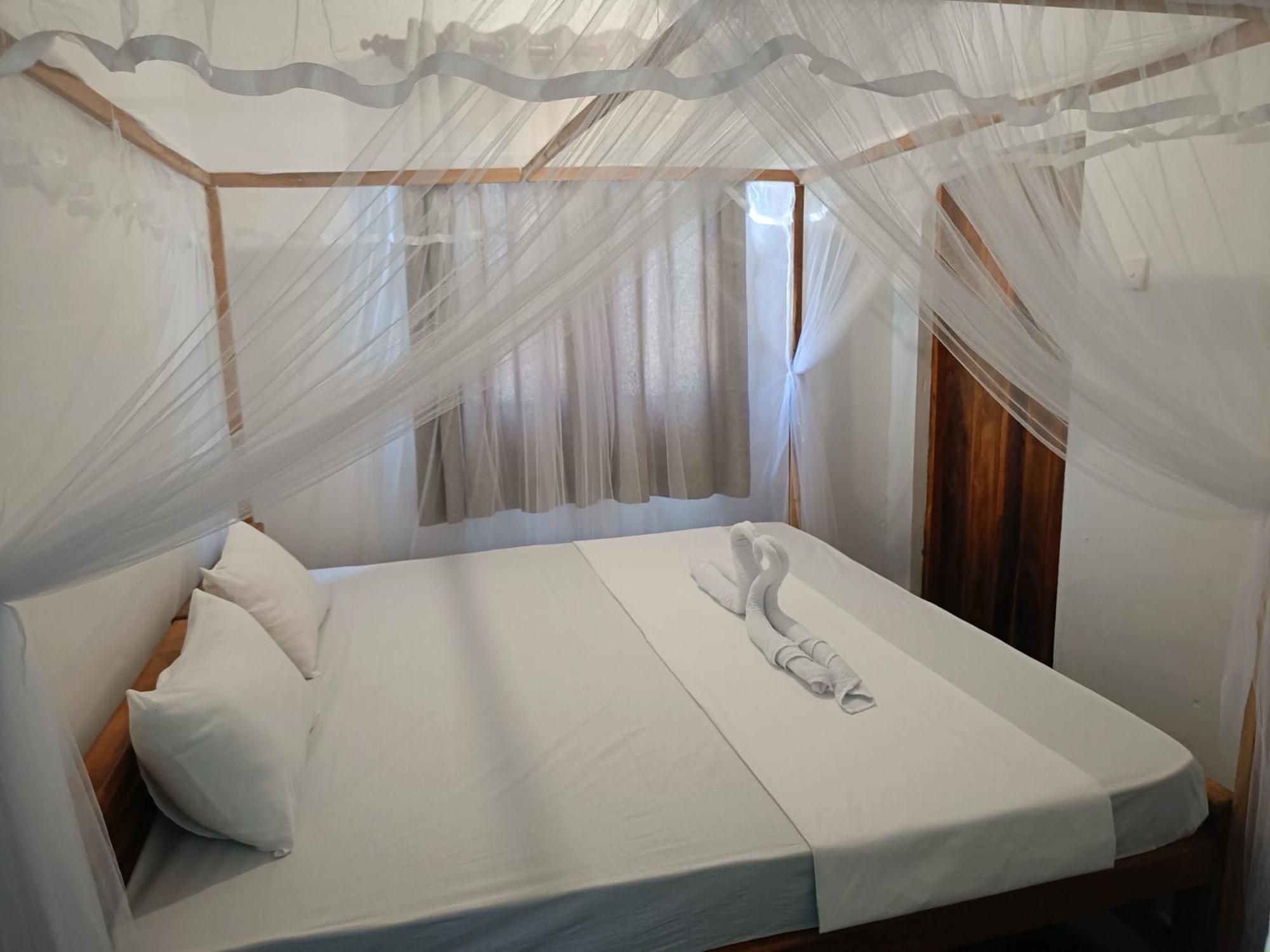 Kingly Aroma Hotell Arugam Bay Rum bild