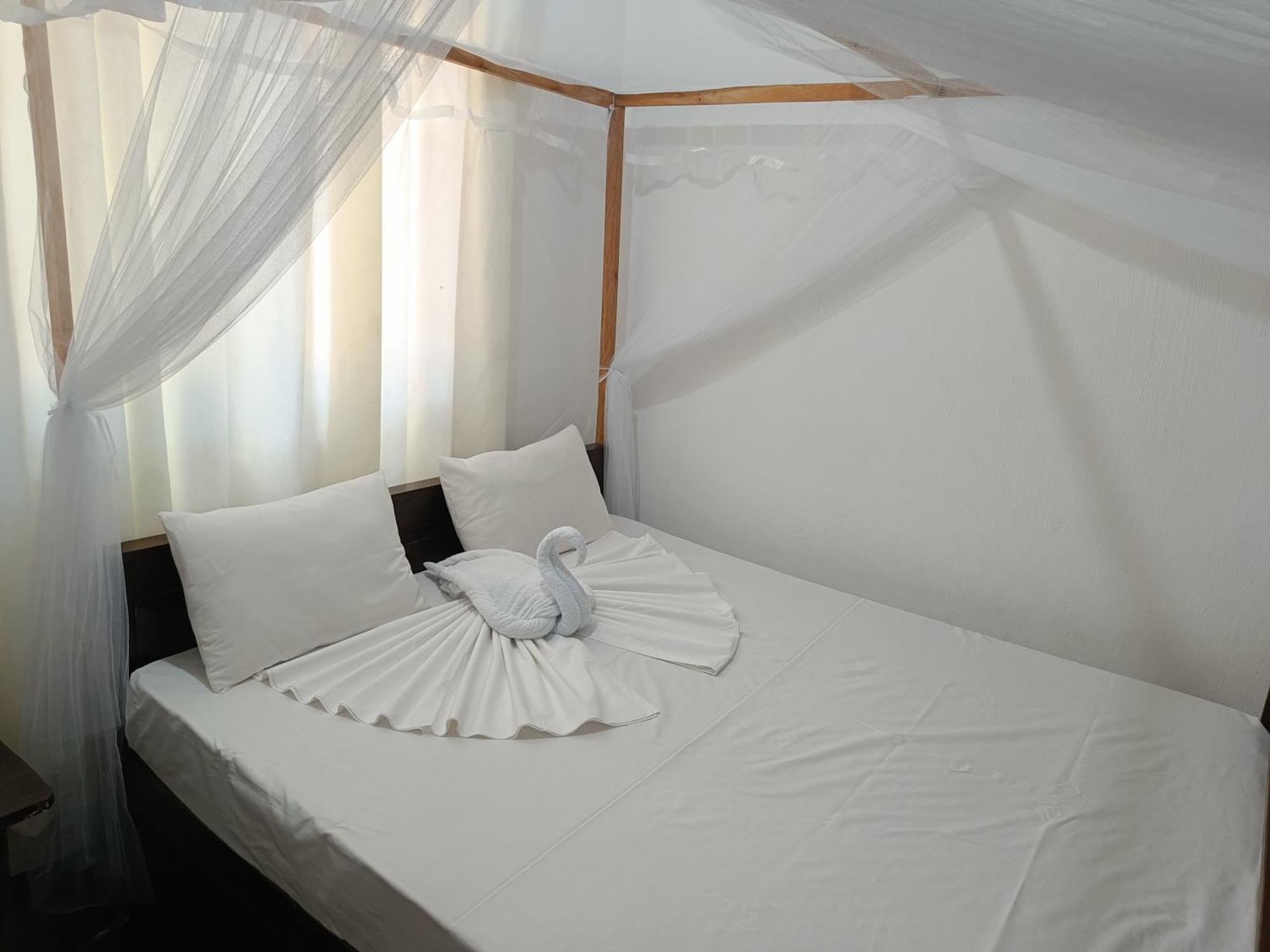 Kingly Aroma Hotell Arugam Bay Rum bild