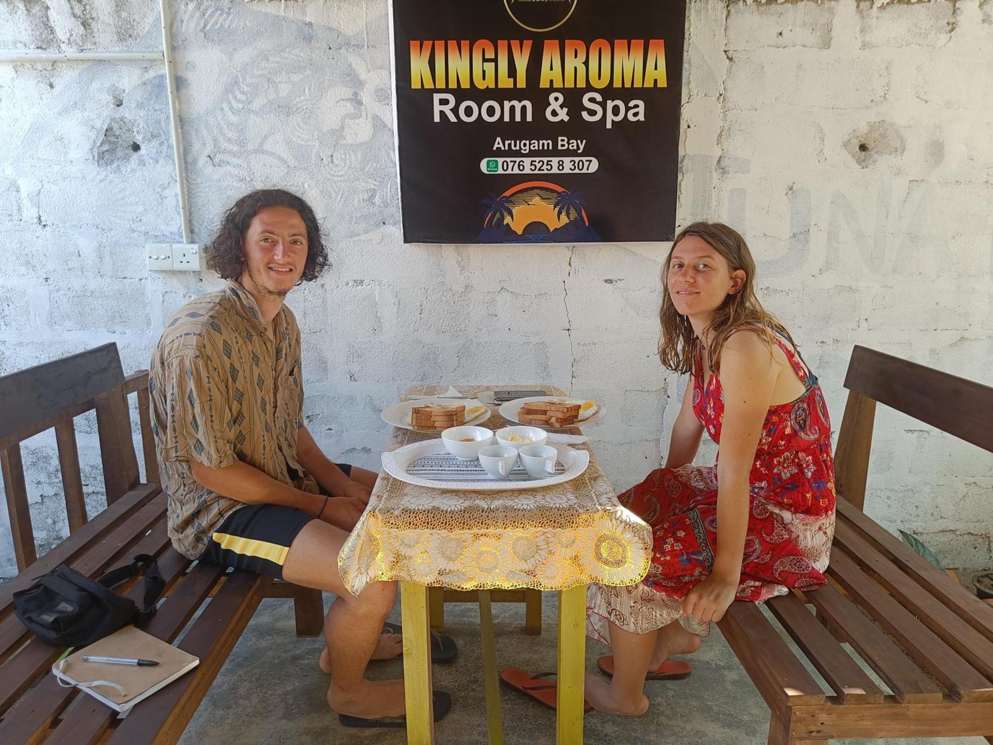 Kingly Aroma Hotell Arugam Bay Exteriör bild